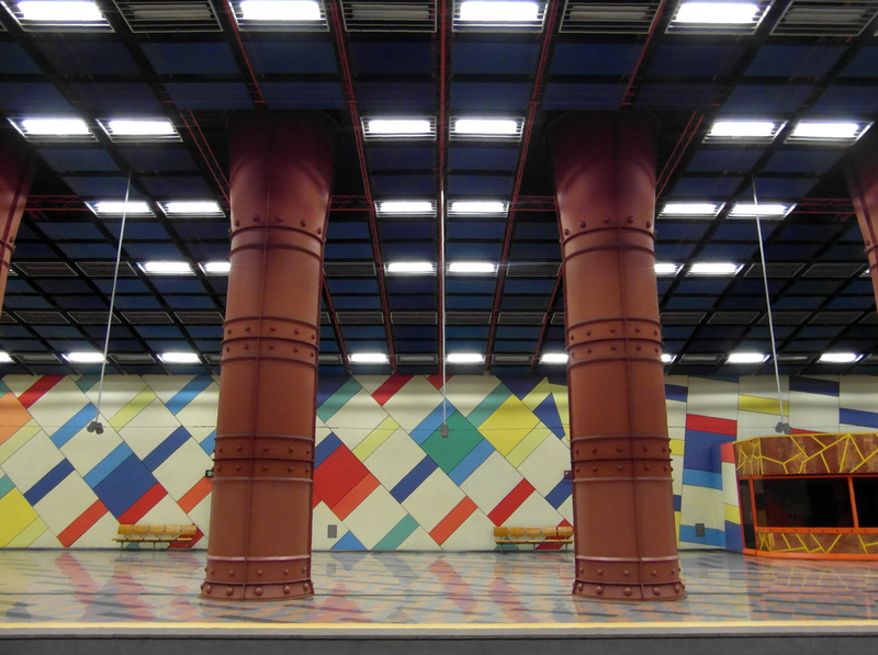 Illustration for article titled Eye-Poppingly Gorgeous Underground Stations from Around The World